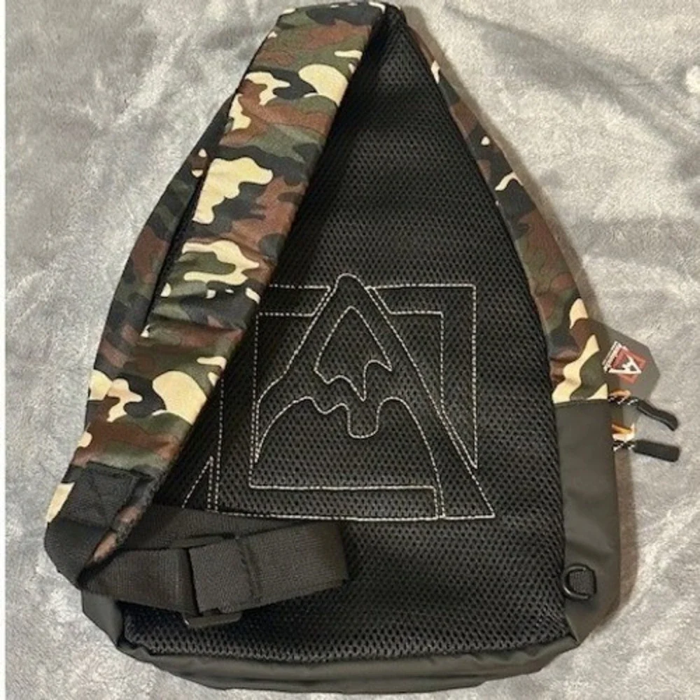 Avalanche Camo Sling Backpack Crossbody Bag Woodland Camouflage NWT Outdoor